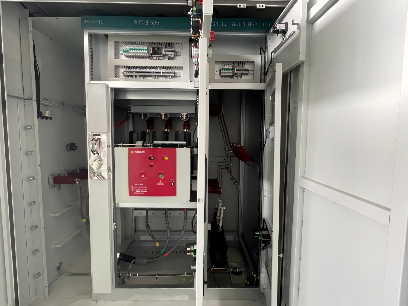 XGN15-12 ring main unit in the Chinese-style prefabricated substation