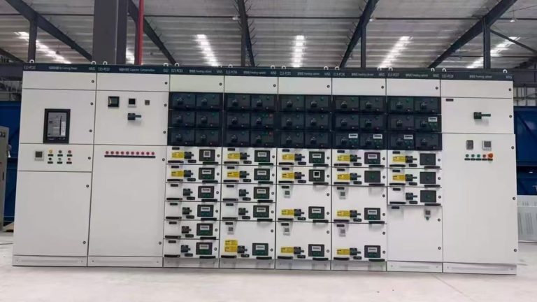 Low-voltage switchgear panels in industrial power distribution room2